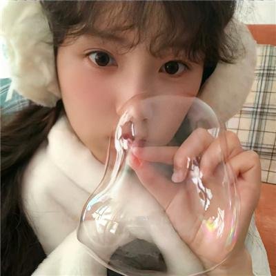我想变成鸟,所以跳起来